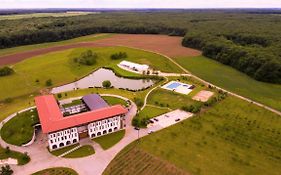 Casa Vlasia Snagov 3*